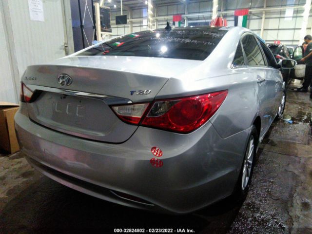 Photo 3 VIN: 00PEC4AC6DH720733 - HYUNDAI SONATA 