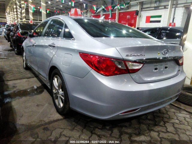 Photo 2 VIN: 00PEC4AC8BH038921 - HYUNDAI SONATA 