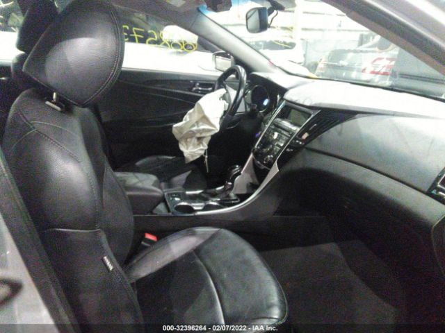 Photo 4 VIN: 00PEC4AC8BH038921 - HYUNDAI SONATA 