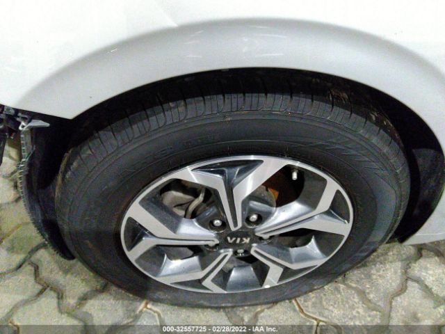 Photo 6 VIN: 00PF24AD3KE094236 - KIA FORTE 