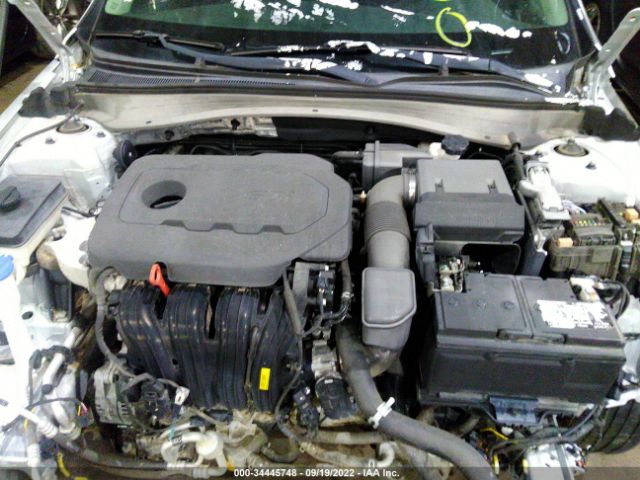 Photo 9 VIN: 00XGT4L32JG183050 - KIA OPTIMA 