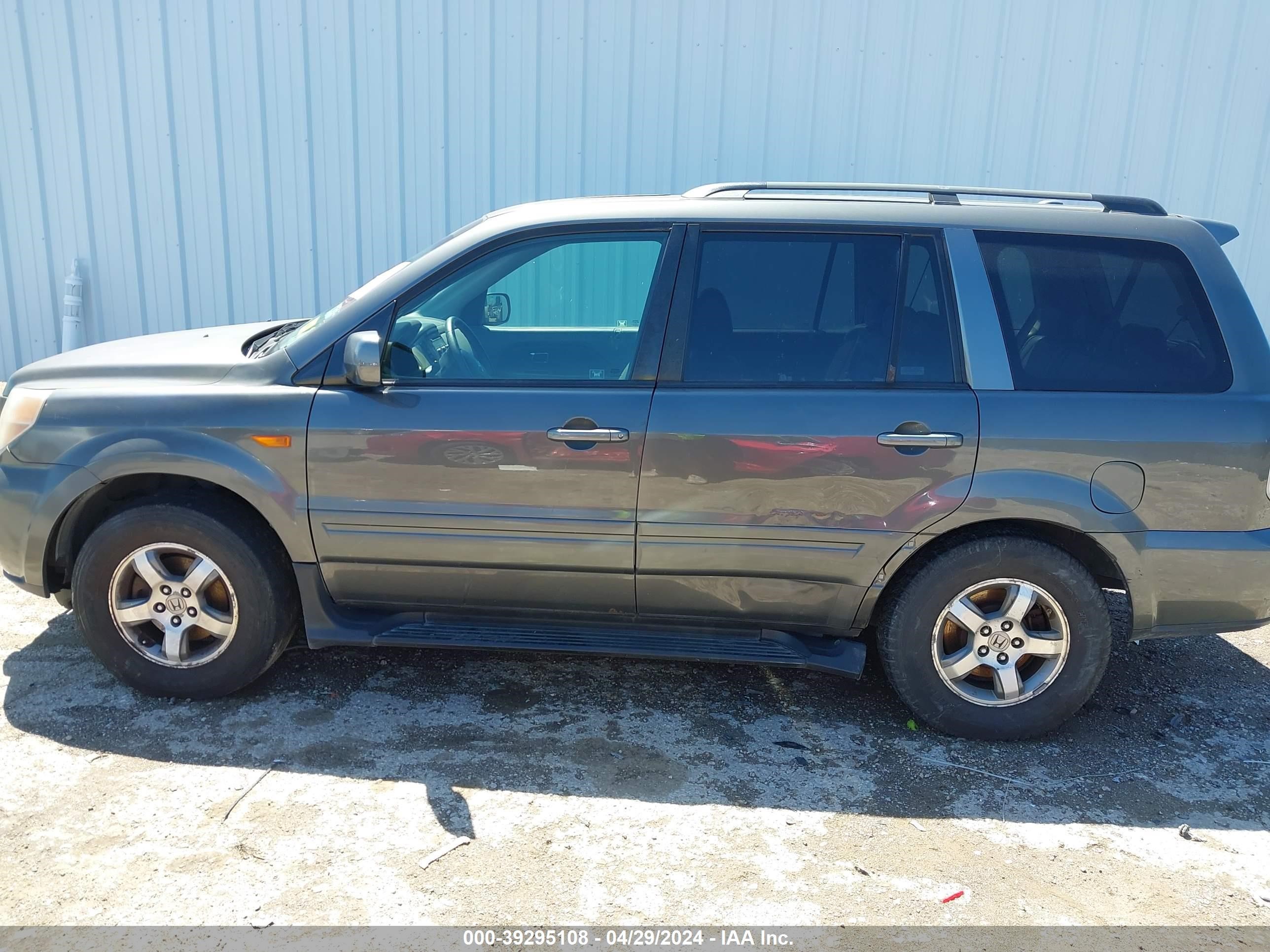 Photo 13 VIN: 02HKYF18547H51180 - HONDA PILOT 