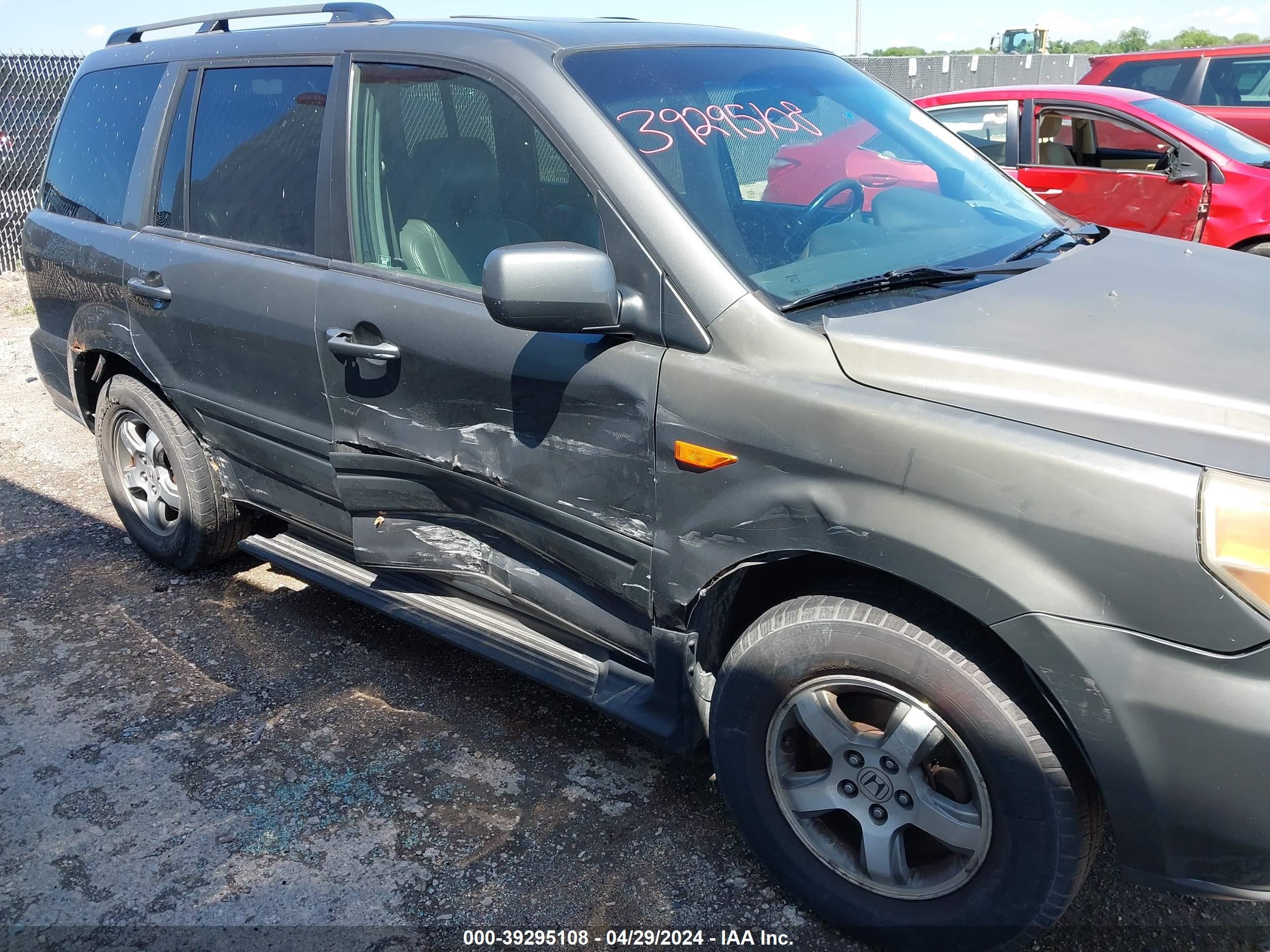 Photo 5 VIN: 02HKYF18547H51180 - HONDA PILOT 