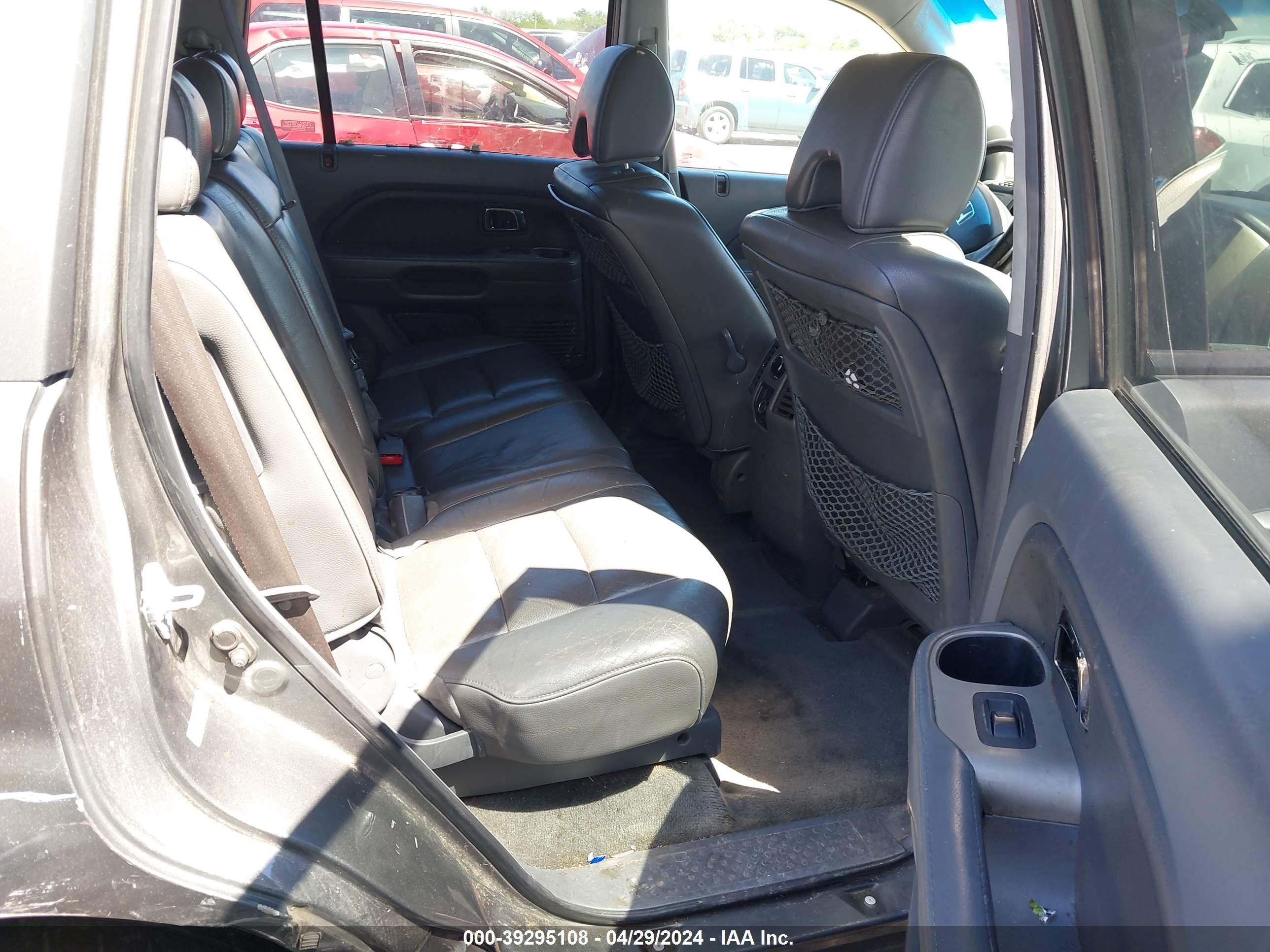 Photo 7 VIN: 02HKYF18547H51180 - HONDA PILOT 