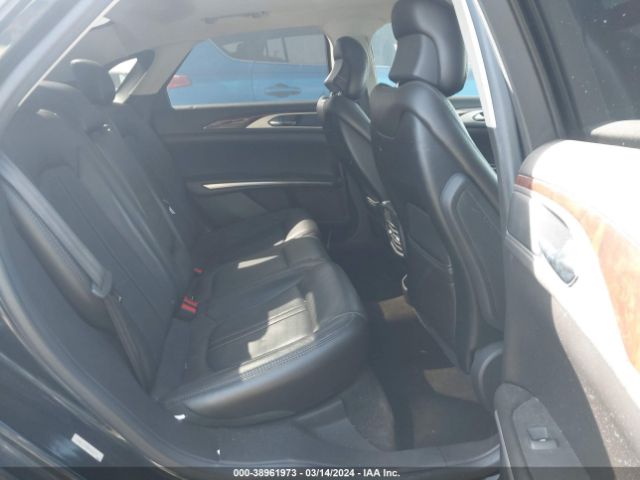 Photo 7 VIN: 03LN6L2G92ER83157 - LINCOLN MKZ 