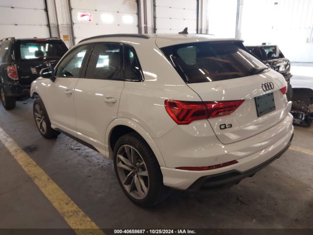 Photo 2 VIN: 0WA1DECF32P102077 - AUDI Q3 