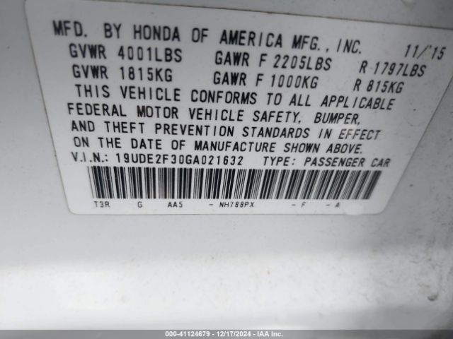 Photo 8 VIN: 19UDE2F30GA021632 - ACURA ILX 