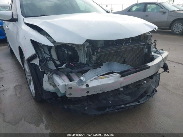 Photo 5 VIN: 19UDE2F30HA001236 - ACURA ILX 