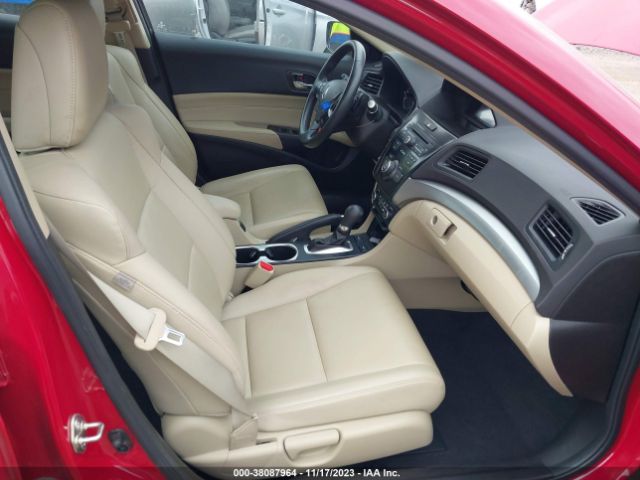 Photo 4 VIN: 19UDE2F30HA001852 - ACURA ILX 