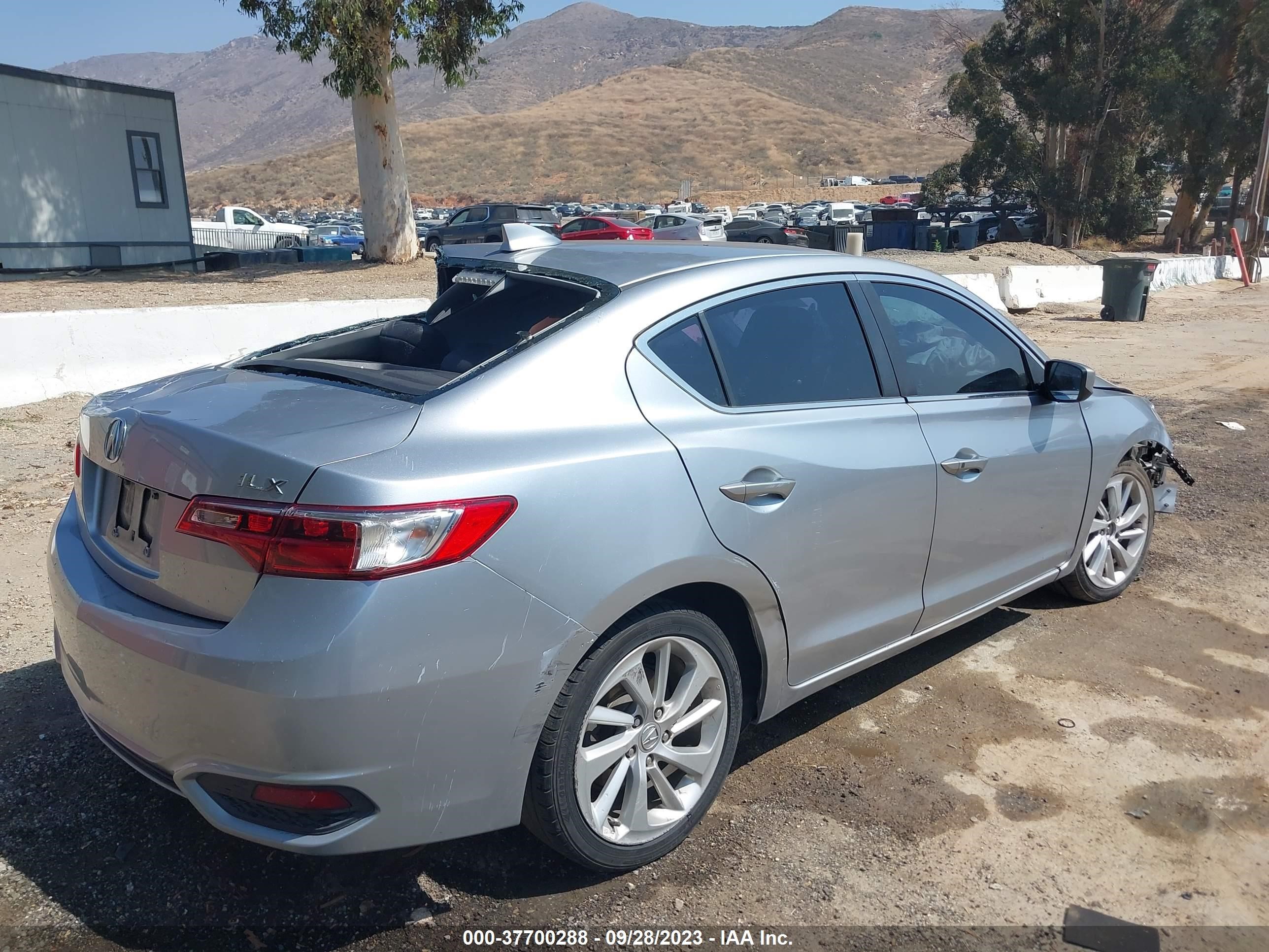 Photo 3 VIN: 19UDE2F30HA003343 - ACURA ILX 