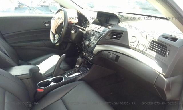 Photo 4 VIN: 19UDE2F30JA000223 - ACURA ILX 