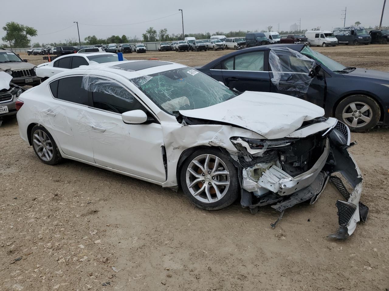 Photo 3 VIN: 19UDE2F30LA005926 - ACURA ILX 