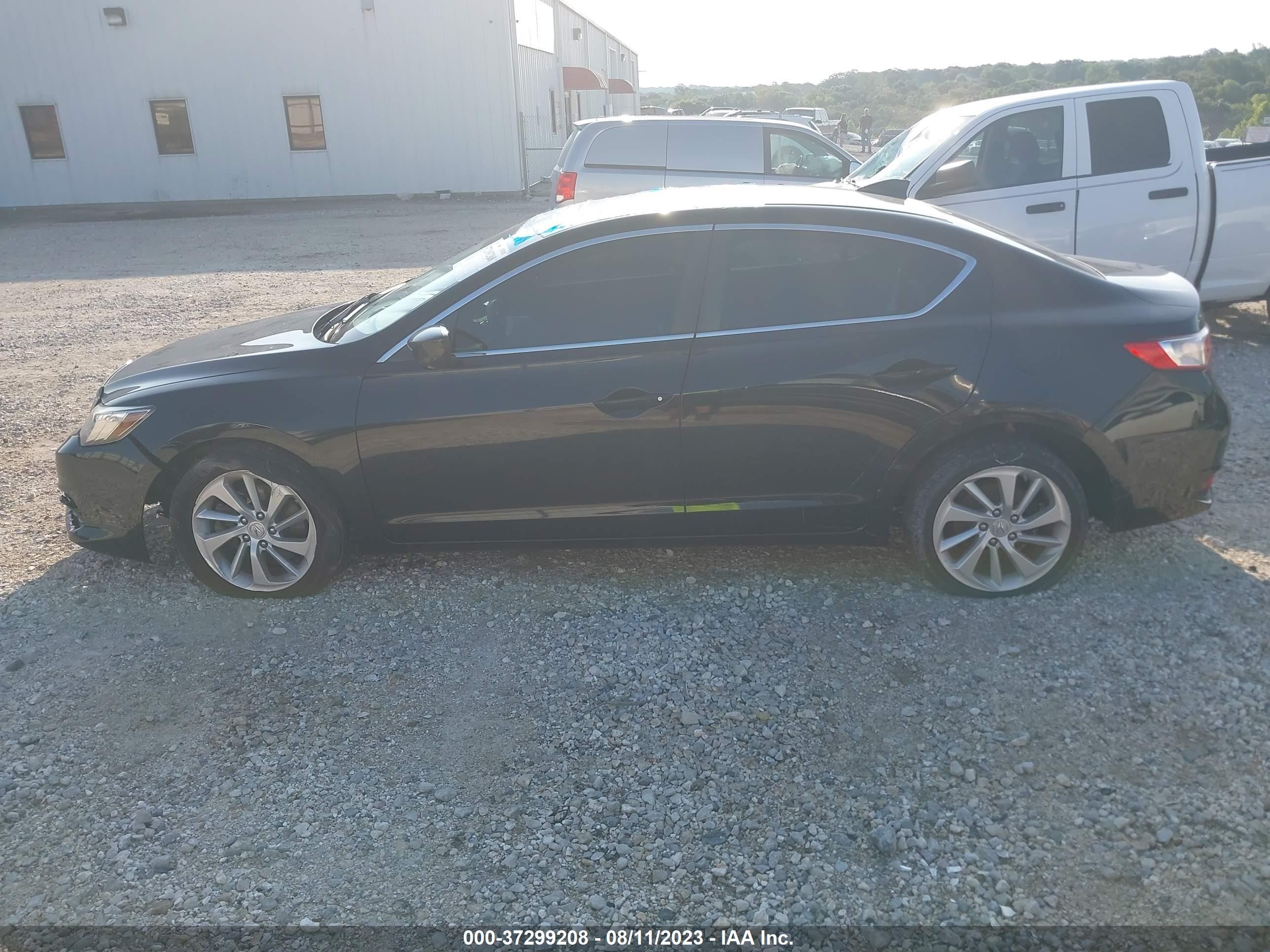 Photo 13 VIN: 19UDE2F32GA002046 - ACURA ILX 