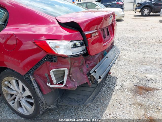 Photo 5 VIN: 19UDE2F32HA004929 - ACURA ILX 