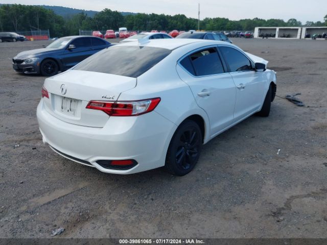 Photo 3 VIN: 19UDE2F33JA004170 - ACURA ILX 