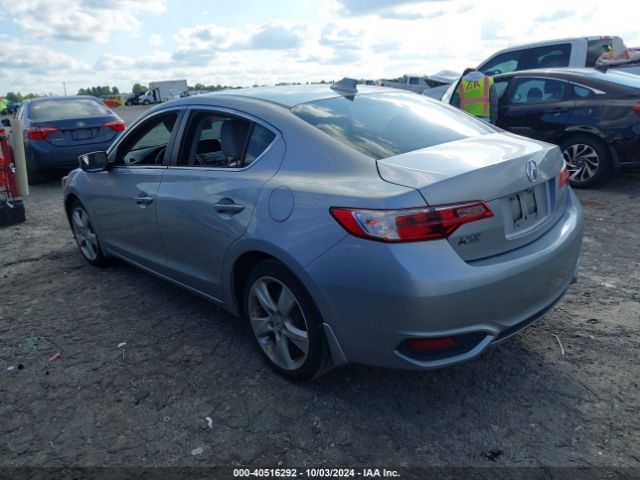 Photo 2 VIN: 19UDE2F33JA006114 - ACURA ILX 