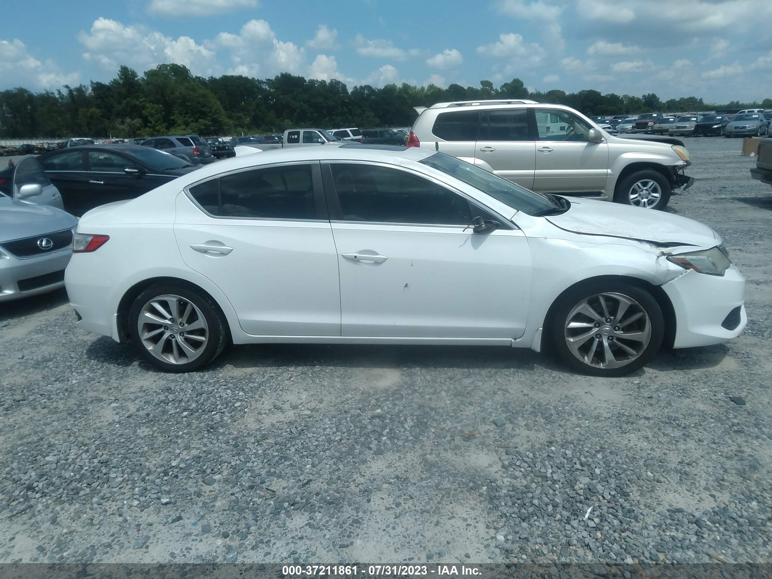 Photo 12 VIN: 19UDE2F34GA013727 - ACURA ILX 