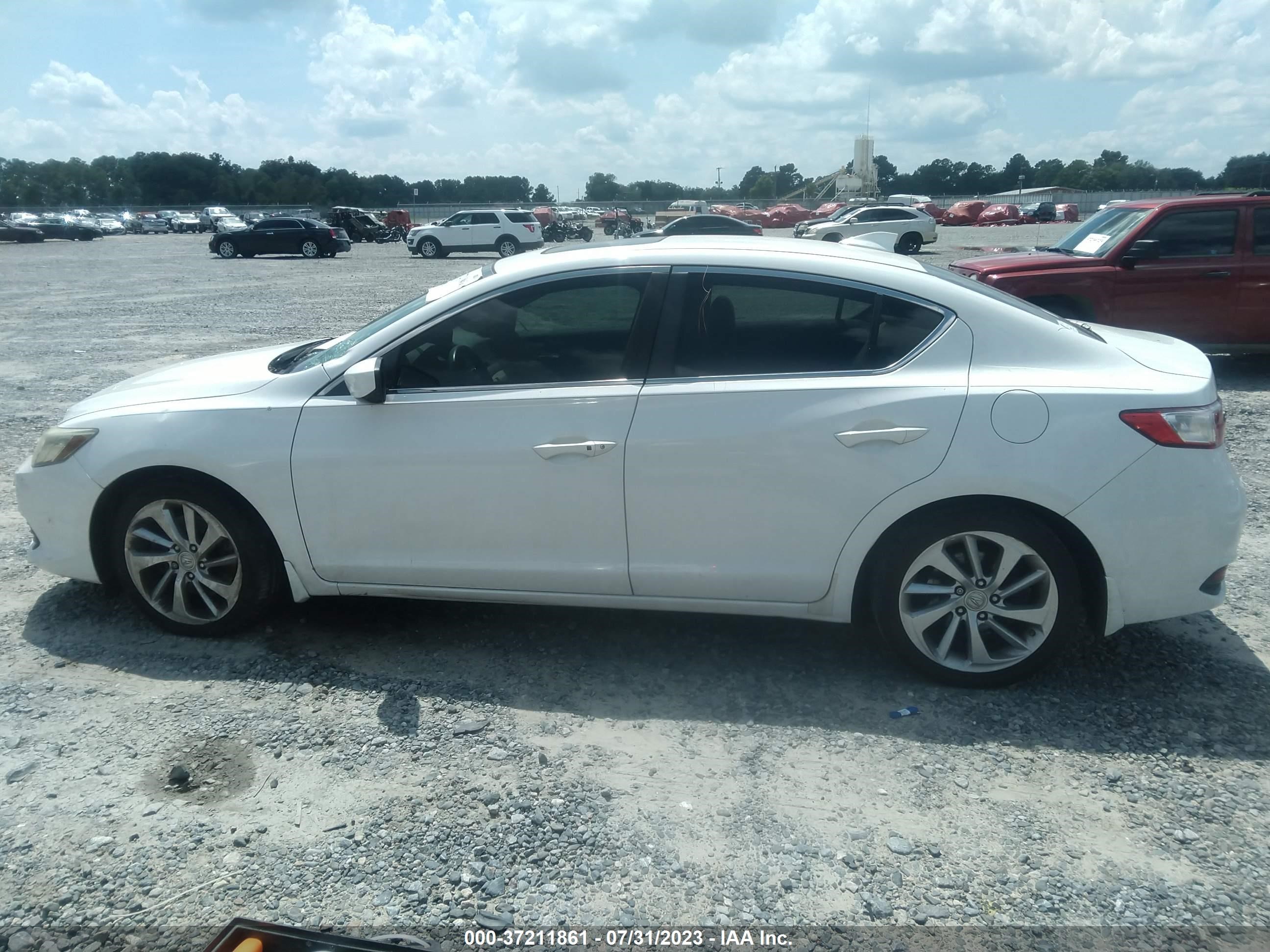 Photo 13 VIN: 19UDE2F34GA013727 - ACURA ILX 