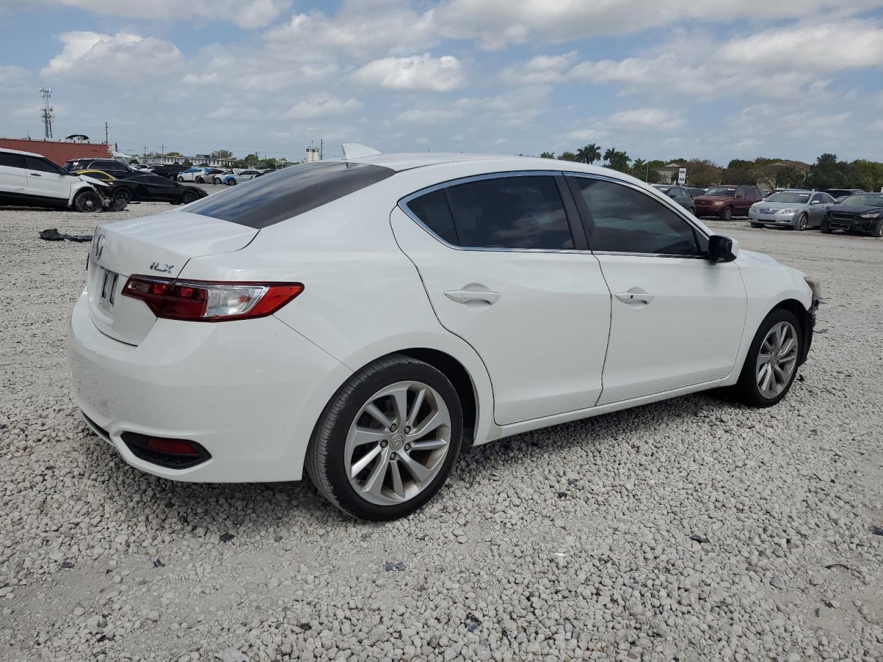 Photo 2 VIN: 19UDE2F34HA013485 - ACURA ILX 