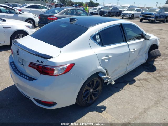 Photo 3 VIN: 19UDE2F35JA002033 - ACURA ILX 