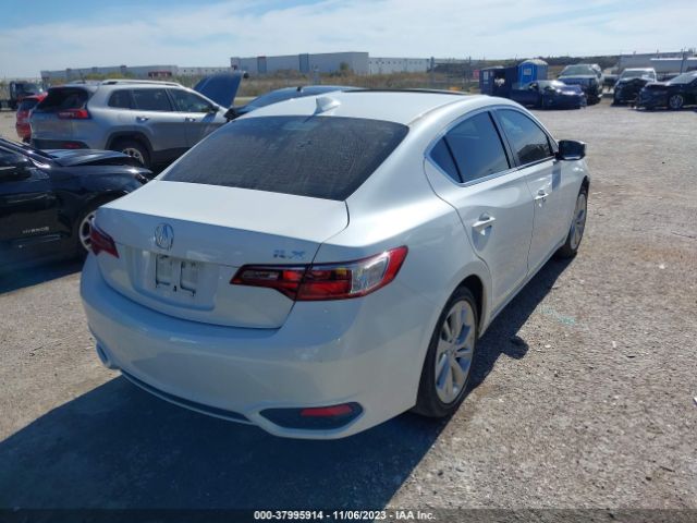 Photo 3 VIN: 19UDE2F36JA007936 - ACURA ILX 