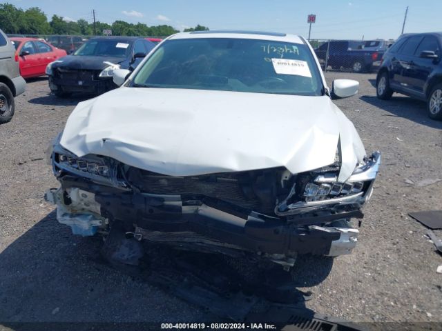 Photo 5 VIN: 19UDE2F37JA009730 - ACURA ILX 