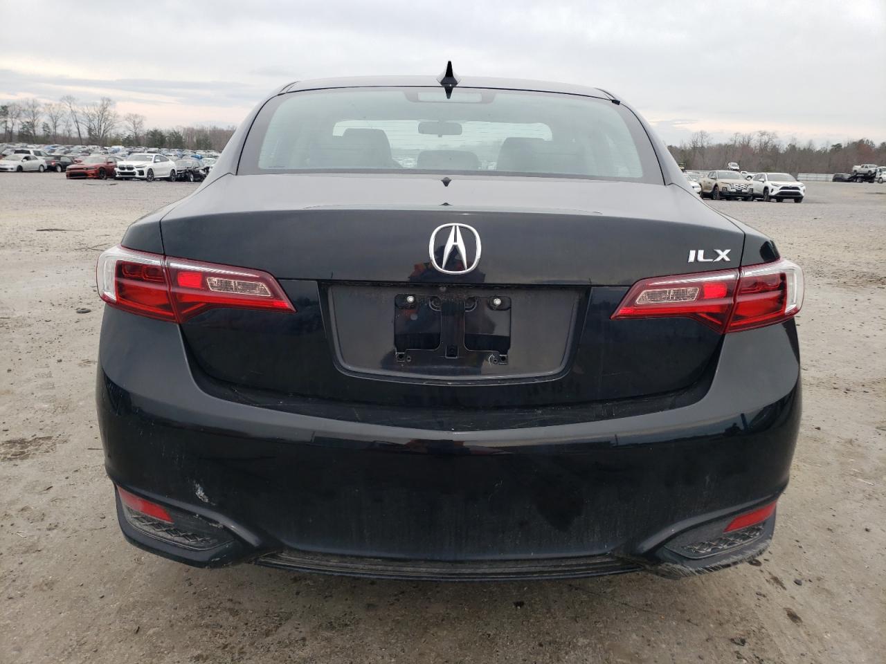 Photo 5 VIN: 19UDE2F37JA010229 - ACURA ILX 