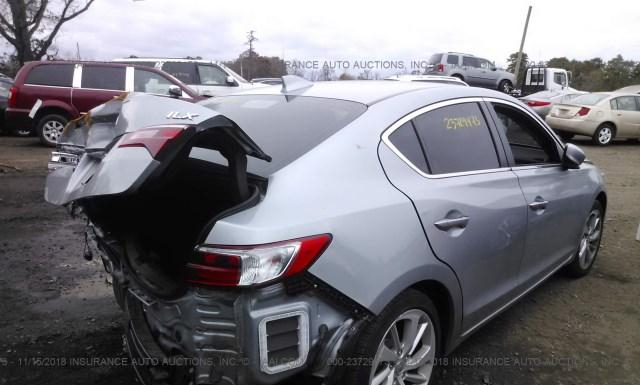 Photo 3 VIN: 19UDE2F38JA001345 - ACURA ILX 