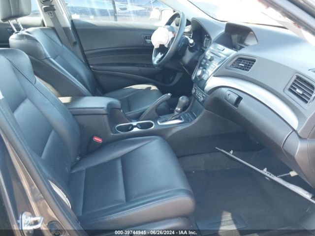 Photo 4 VIN: 19UDE2F39JA003749 - ACURA ILX 