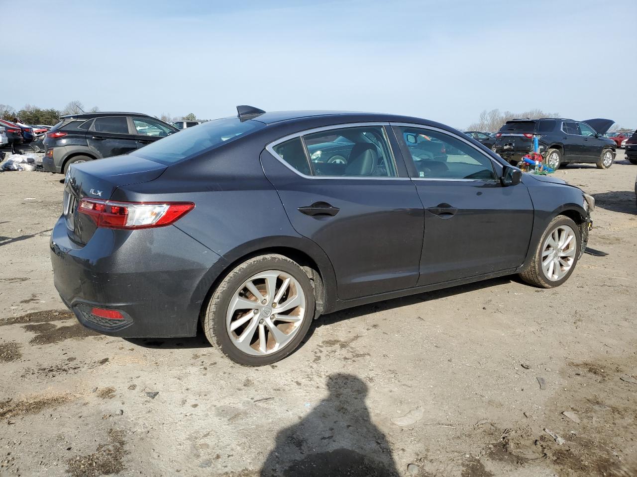 Photo 2 VIN: 19UDE2F3XGA016633 - ACURA ILX 