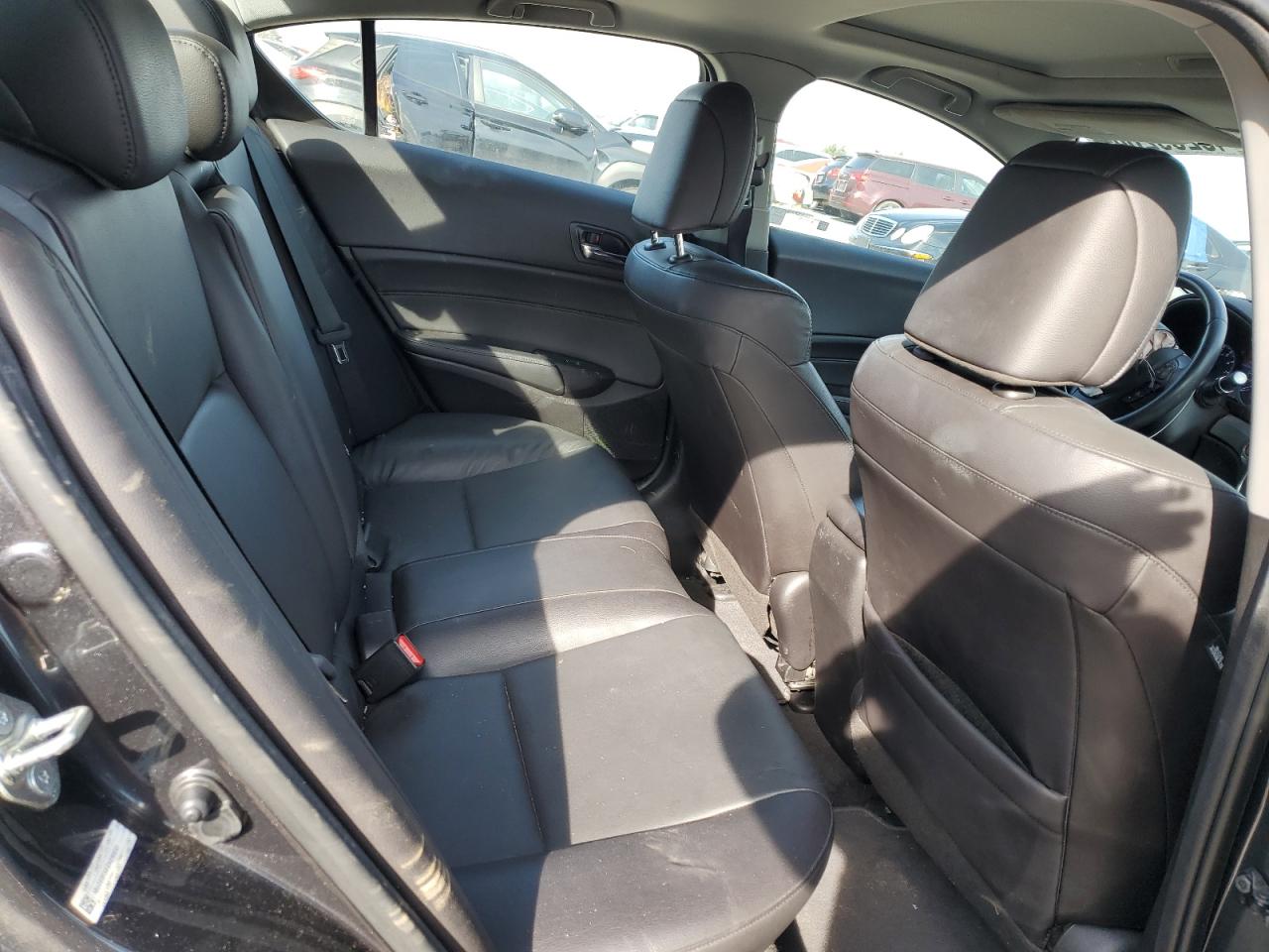 Photo 9 VIN: 19UDE2F3XGA016633 - ACURA ILX 