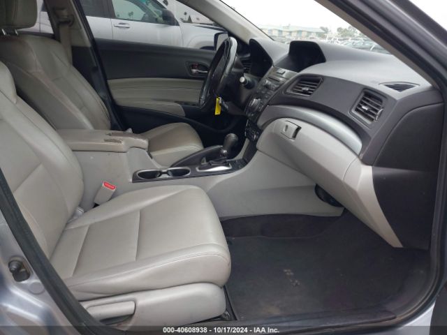 Photo 4 VIN: 19UDE2F3XGA020004 - ACURA ILX 