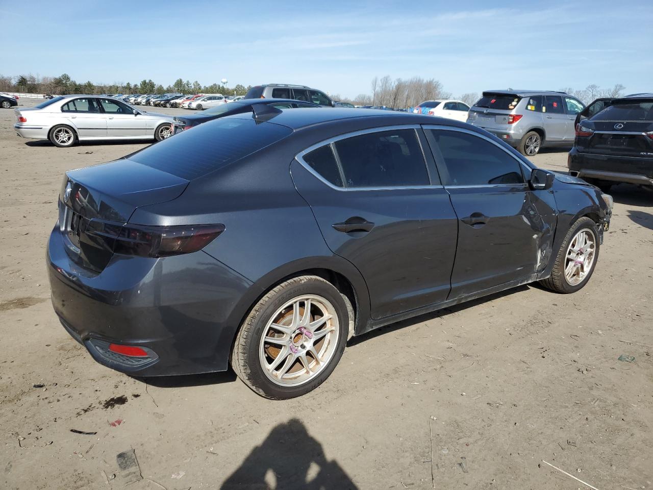 Photo 2 VIN: 19UDE2F3XGA021136 - ACURA ILX 