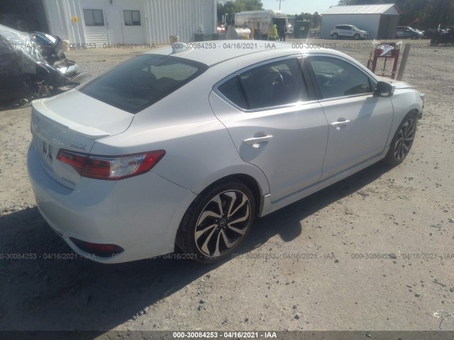 Photo 3 VIN: 19UDE2F43JA000001 - ACURA ILX 