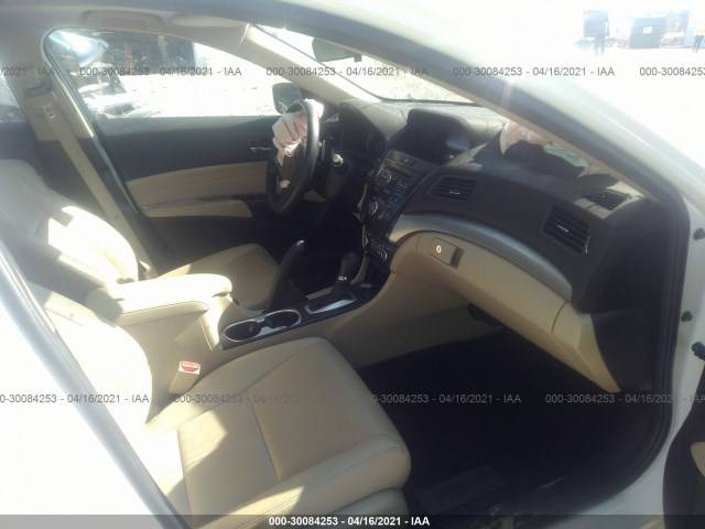 Photo 4 VIN: 19UDE2F43JA000001 - ACURA ILX 