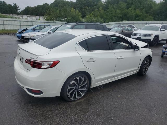 Photo 2 VIN: 19UDE2F44JA004462 - ACURA ILX 