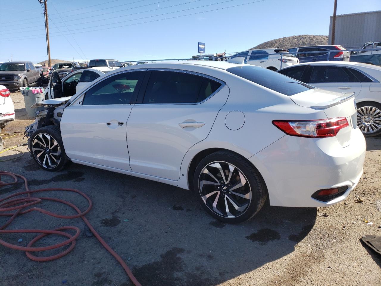 Photo 1 VIN: 19UDE2F45JA001635 - ACURA ILX 