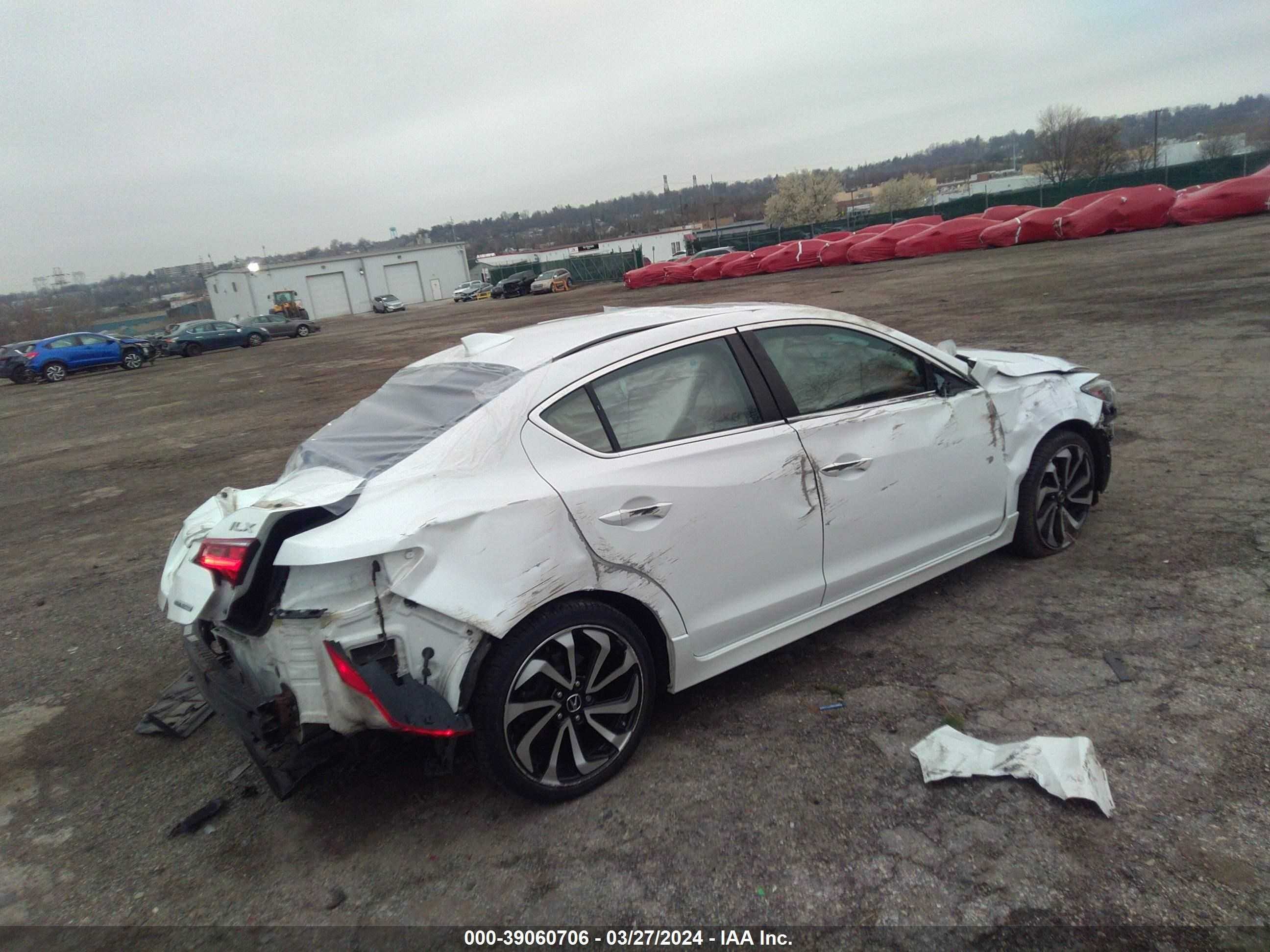 Photo 3 VIN: 19UDE2F45JA004440 - ACURA ILX 