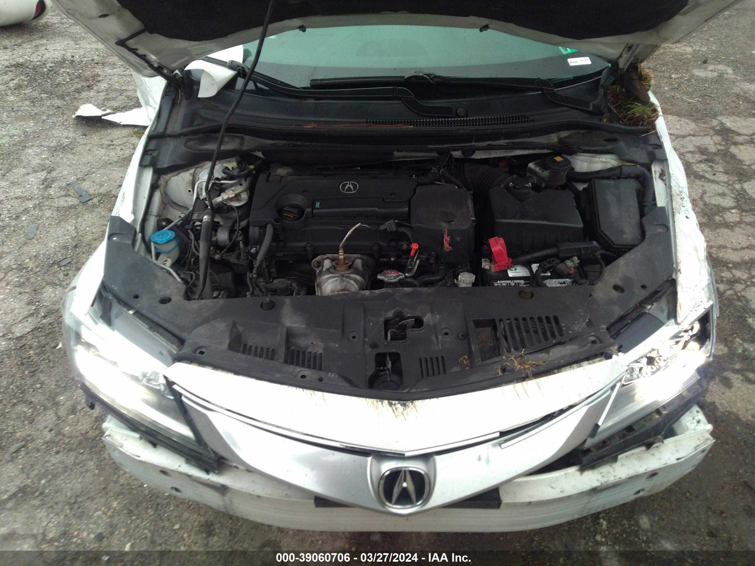 Photo 9 VIN: 19UDE2F45JA004440 - ACURA ILX 