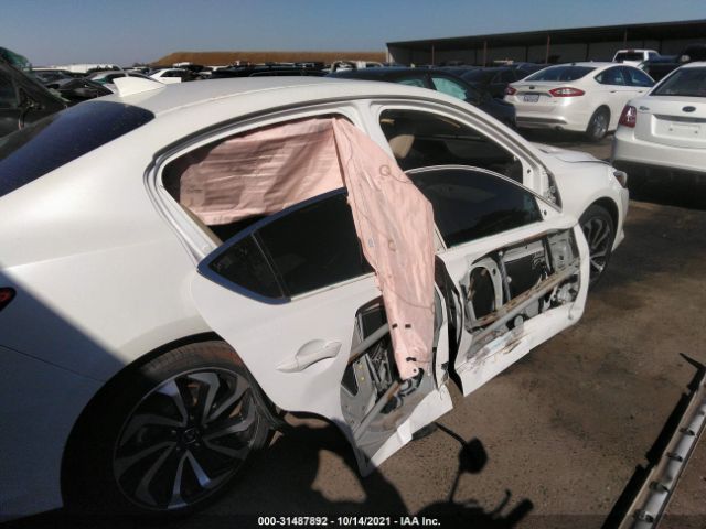 Photo 5 VIN: 19UDE2F4XJA007026 - ACURA ILX 