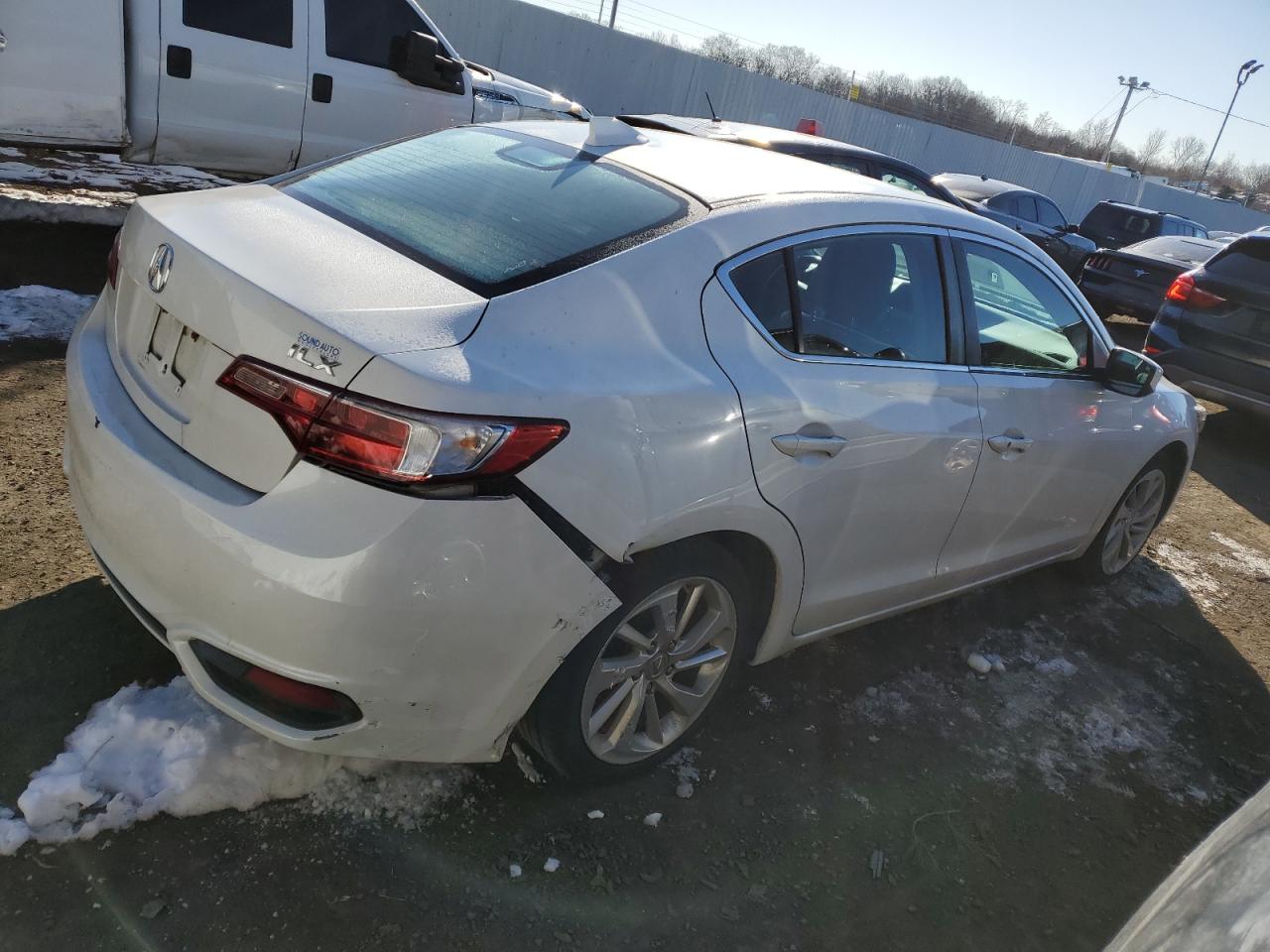 Photo 2 VIN: 19UDE2F70GA000489 - ACURA ILX 