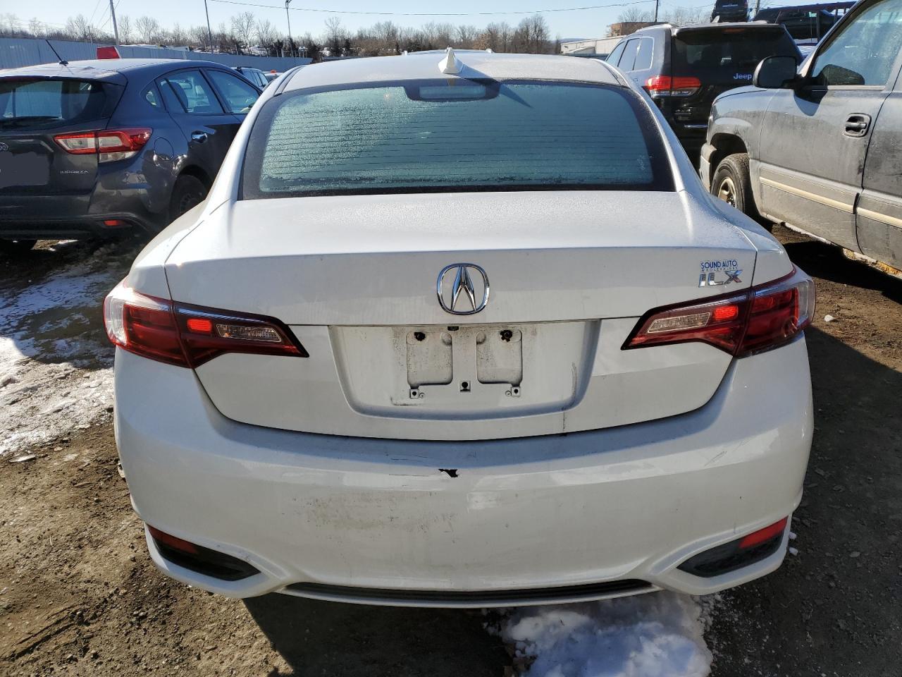 Photo 5 VIN: 19UDE2F70GA000489 - ACURA ILX 