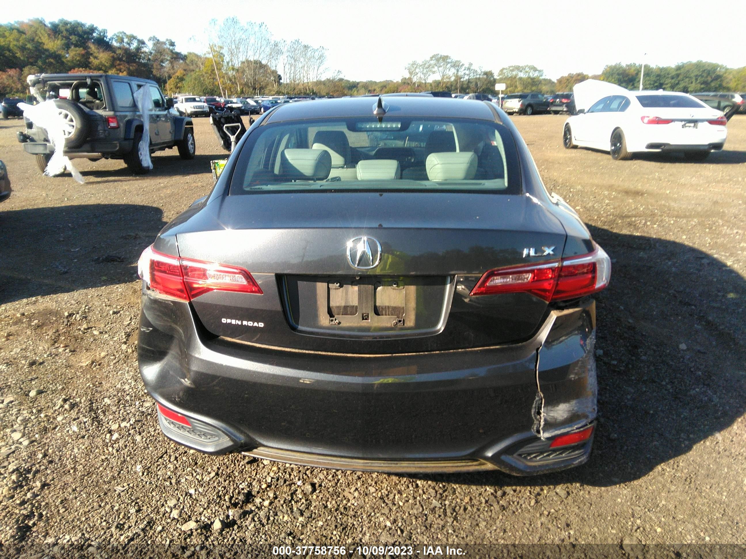 Photo 14 VIN: 19UDE2F70GA002954 - ACURA ILX 