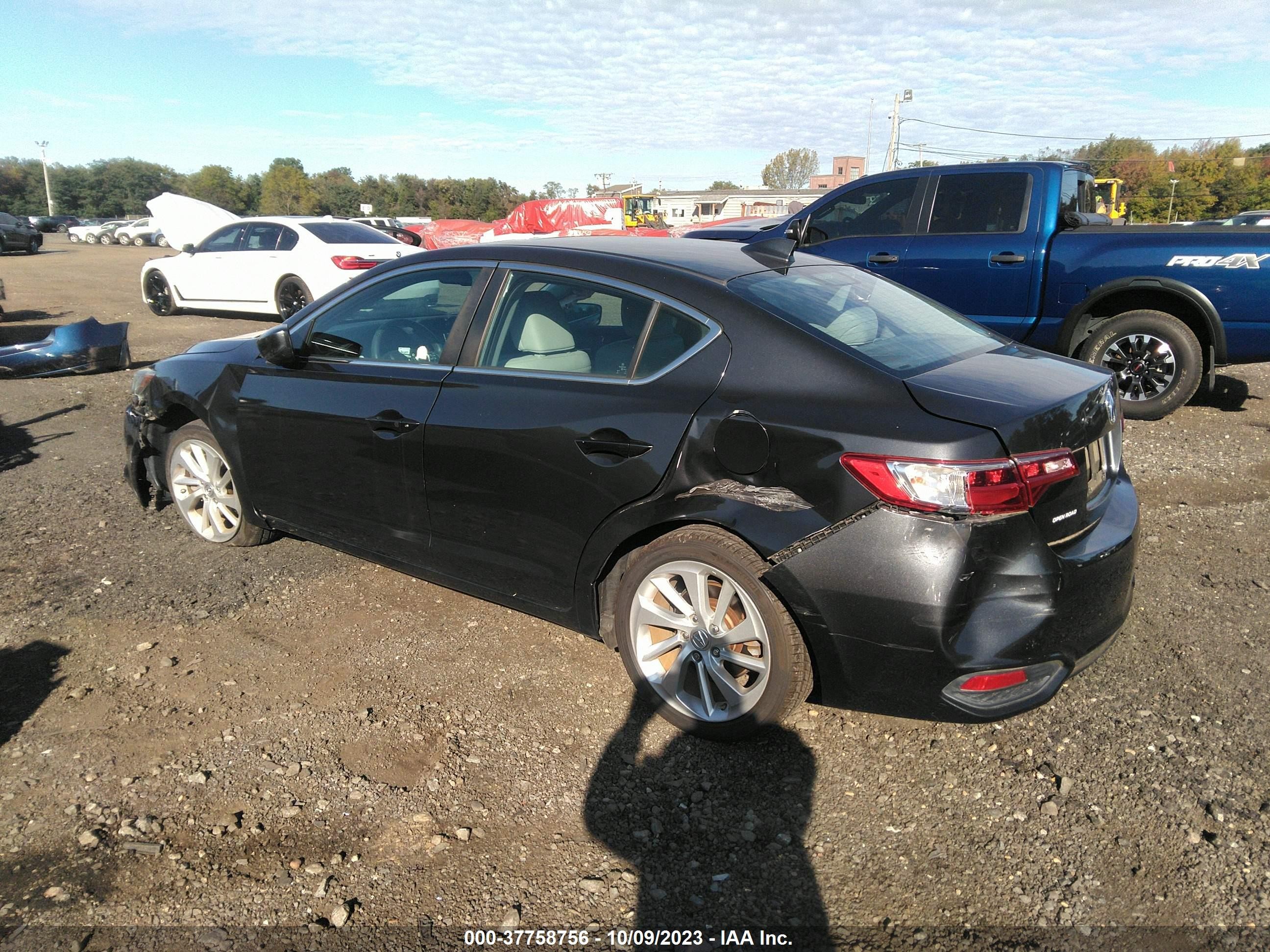 Photo 2 VIN: 19UDE2F70GA002954 - ACURA ILX 