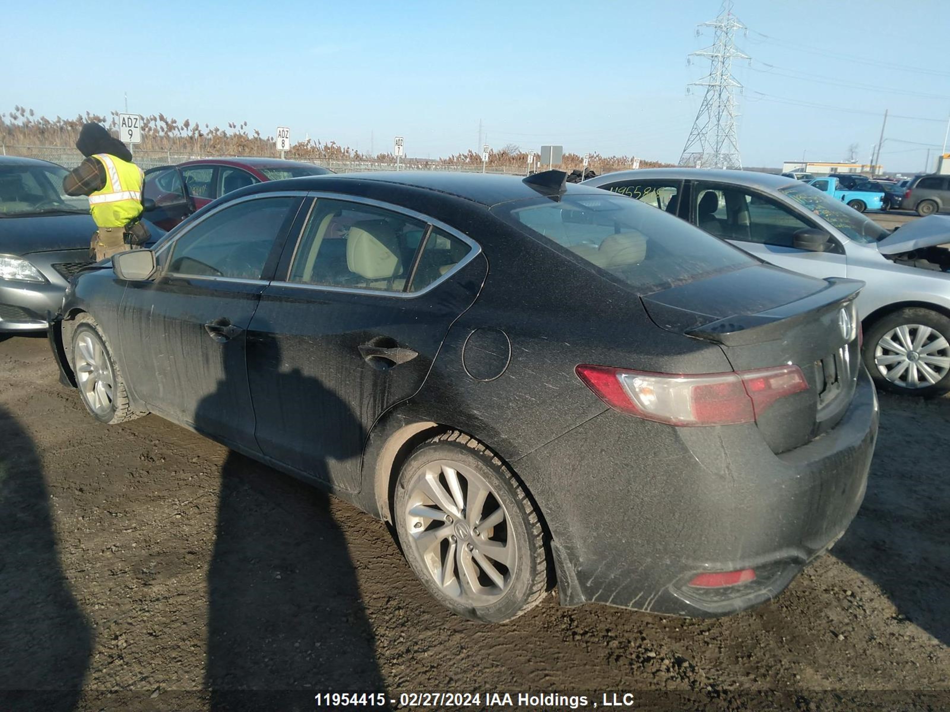 Photo 2 VIN: 19UDE2F70GA801536 - ACURA ILX 