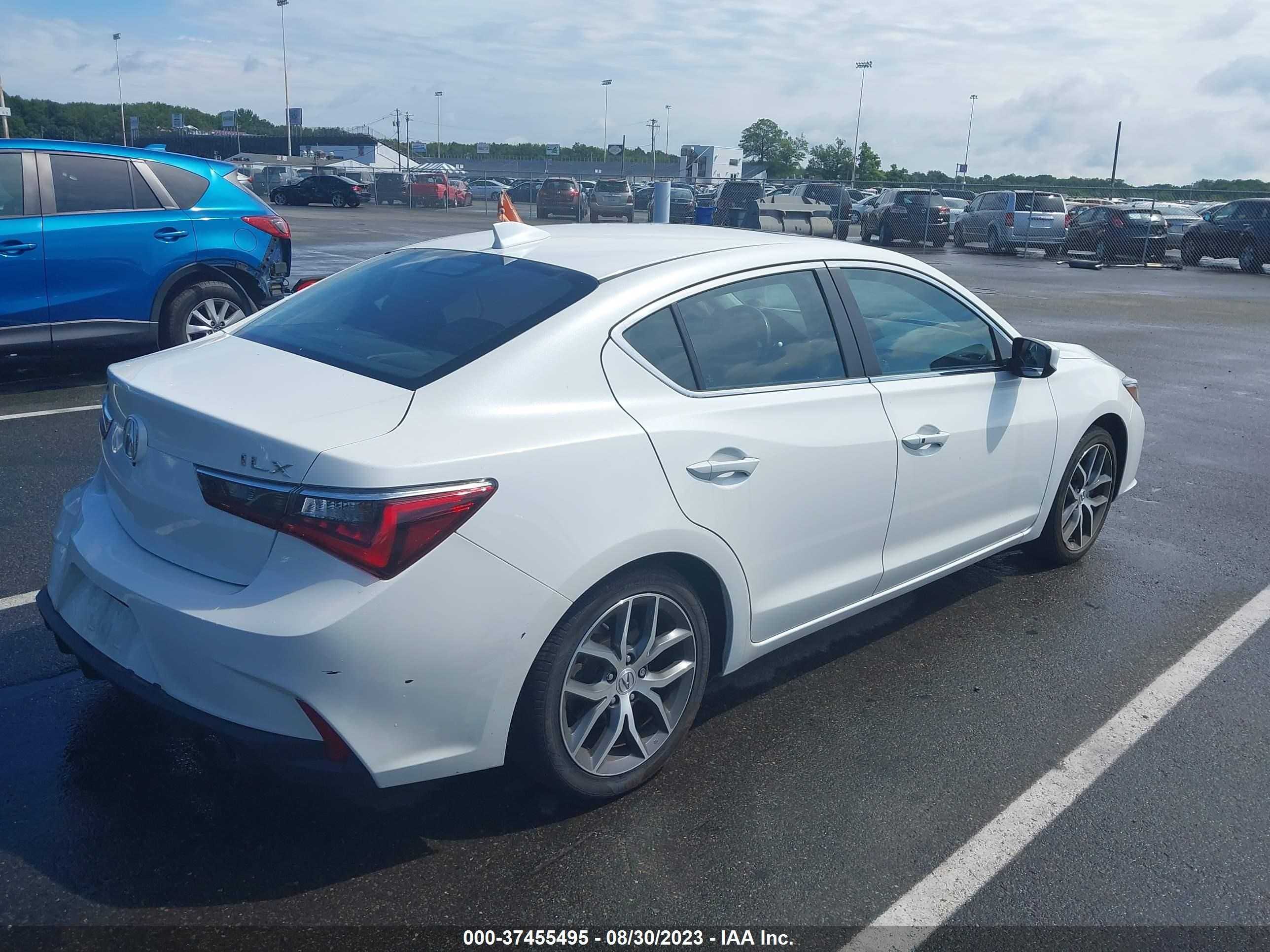 Photo 3 VIN: 19UDE2F71LA006487 - ACURA ILX 