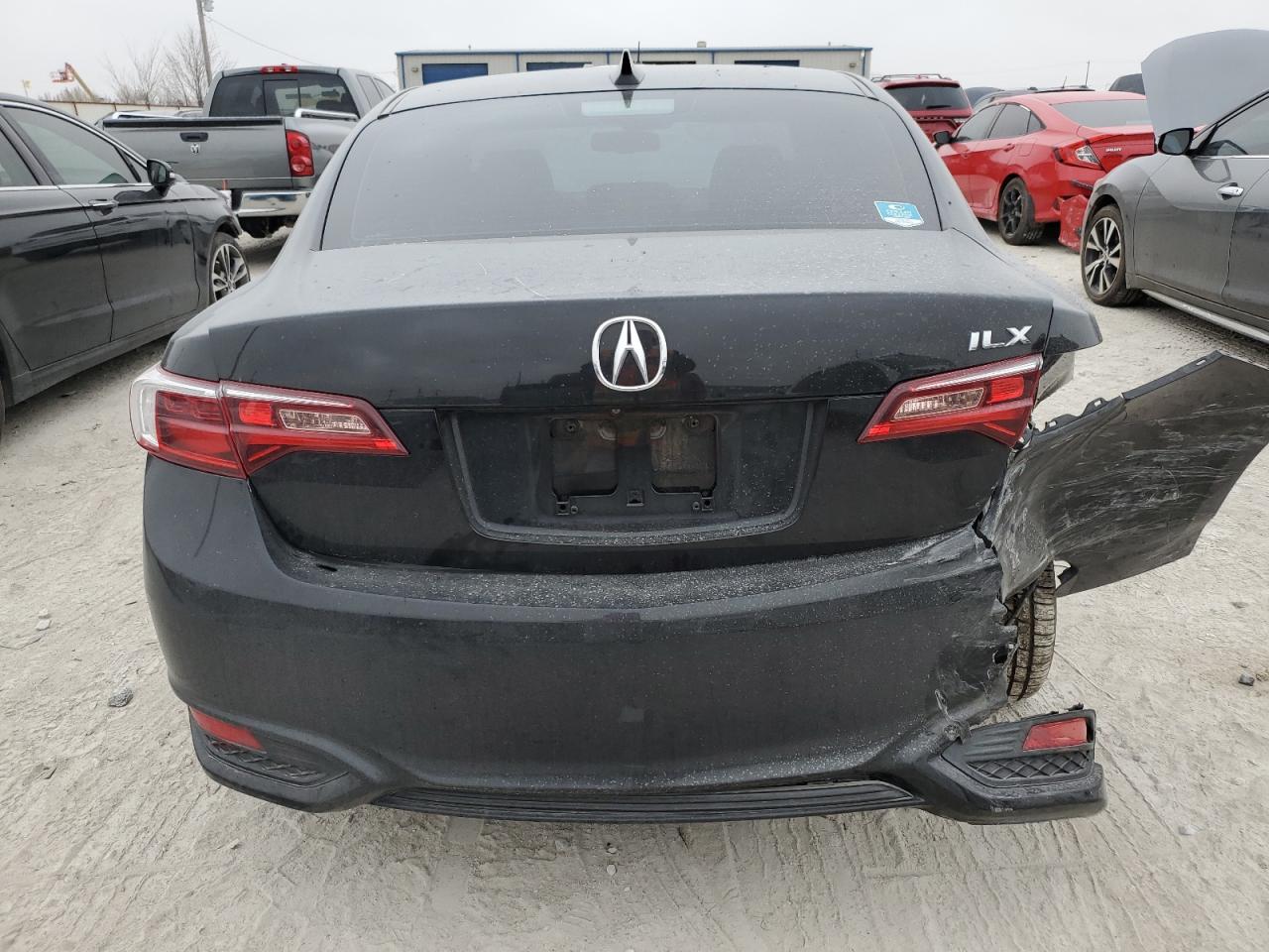 Photo 5 VIN: 19UDE2F73JA007556 - ACURA ILX 