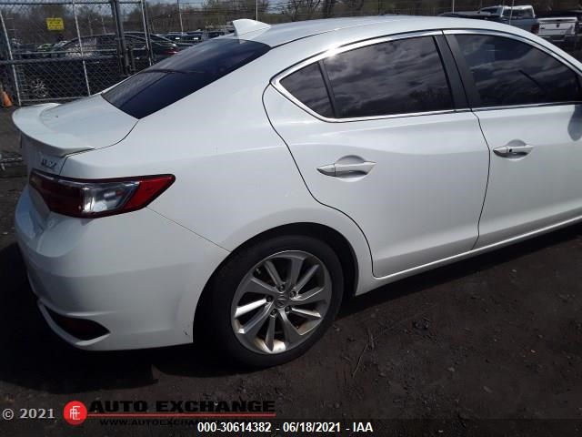 Photo 4 VIN: 19UDE2F74GA001872 - ACURA ILX 