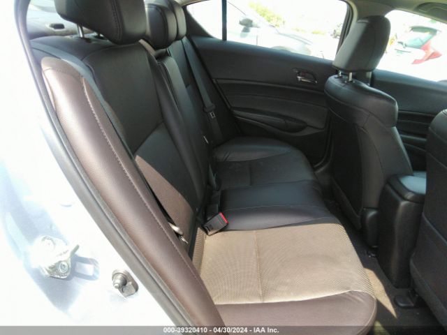 Photo 7 VIN: 19UDE2F74GA016663 - ACURA ILX 