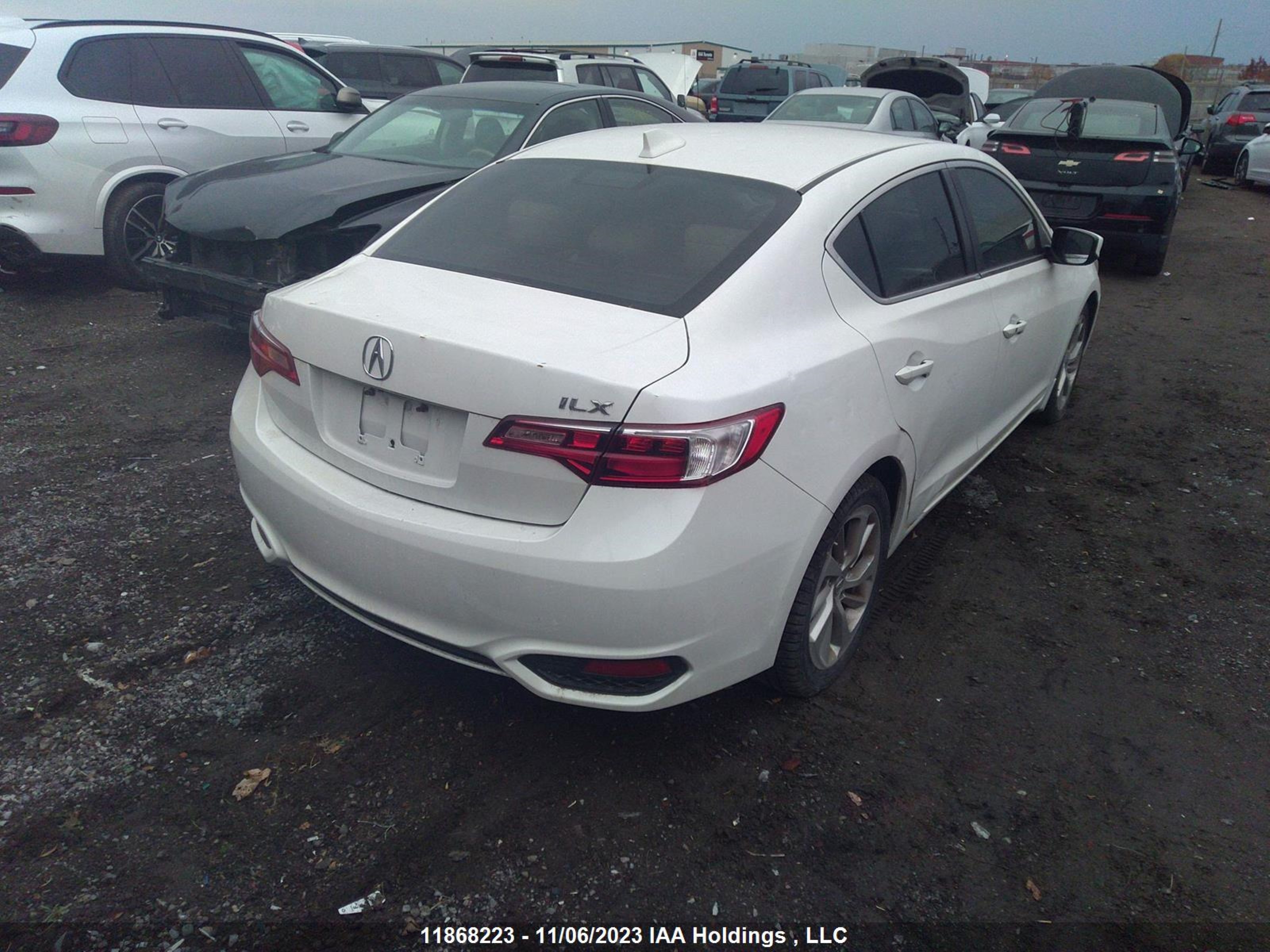 Photo 3 VIN: 19UDE2F74GA803340 - ACURA ILX 